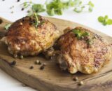 Chicken thighs (skin on) 650-699g N